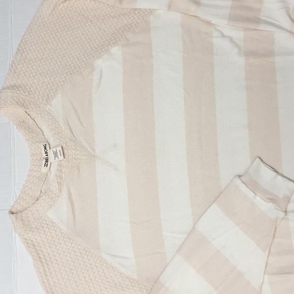 Billabong Women's Head Start Long Sleeve Top Antique White & Waffle Slv Sz Sm - Picture 8 of 11